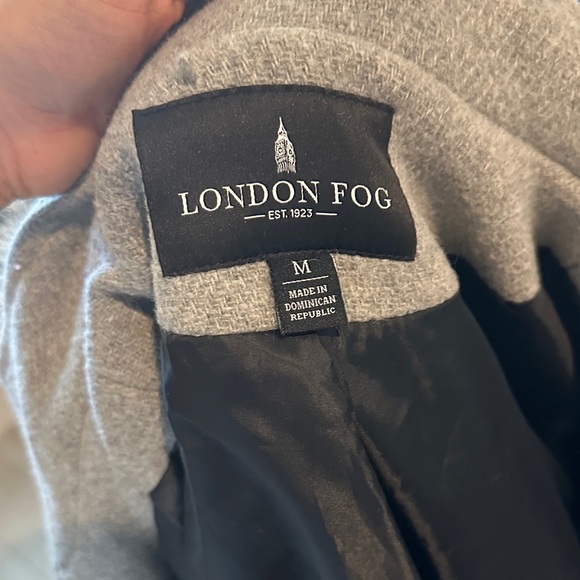 London Fog Women's Gray Hooded Trench Coat with Faux Fur Trim - Picture 5 of 6